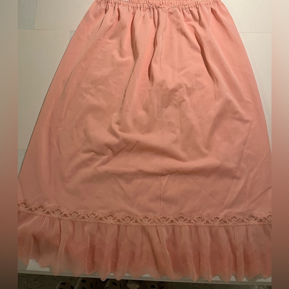 Kayser M Vintage Salmon Colored slip nylon